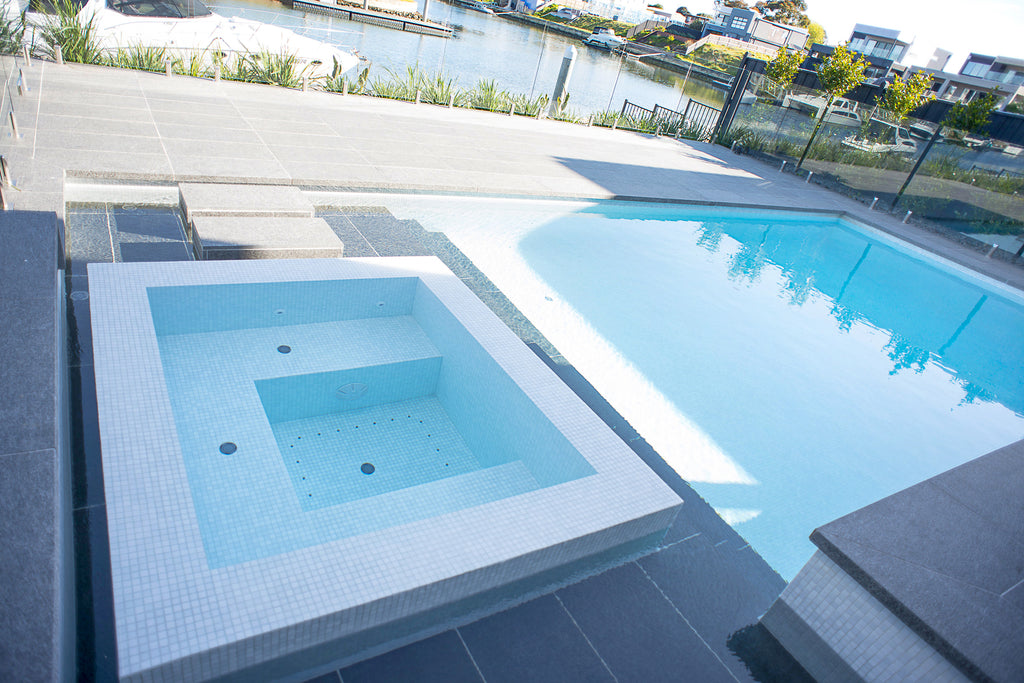 TREND Mixes Series Purity Glass Pool Tile 3/4 x 3/4 Mosaic