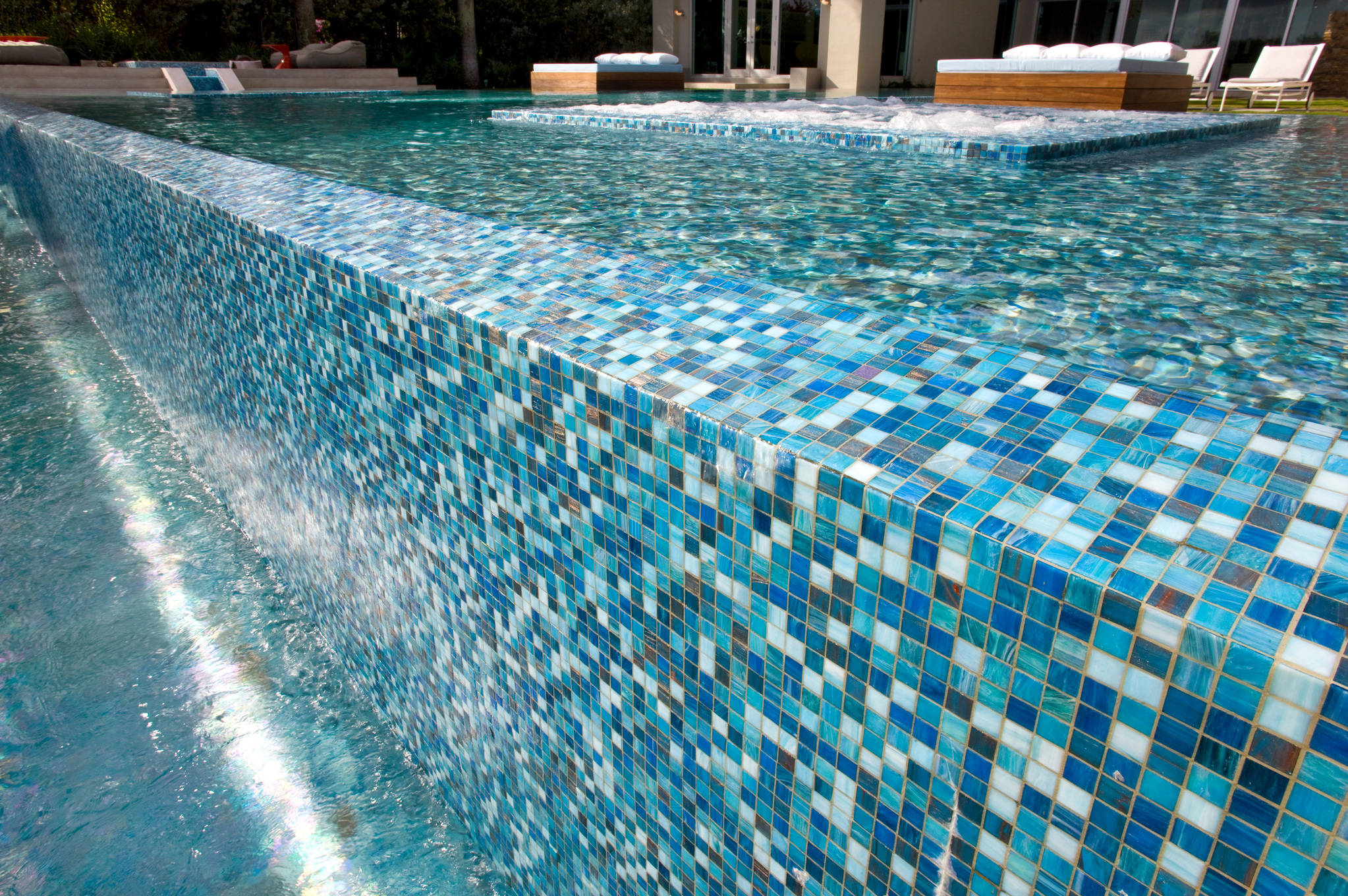 TREND Mixes Series Wavy Glass Pool Tile 3/4 x 3/4 Mosaic
