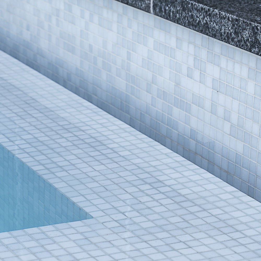 TREND Vitreo 160 White Glass Pool Tile 2"x2" Mosaic - PoolTile.net