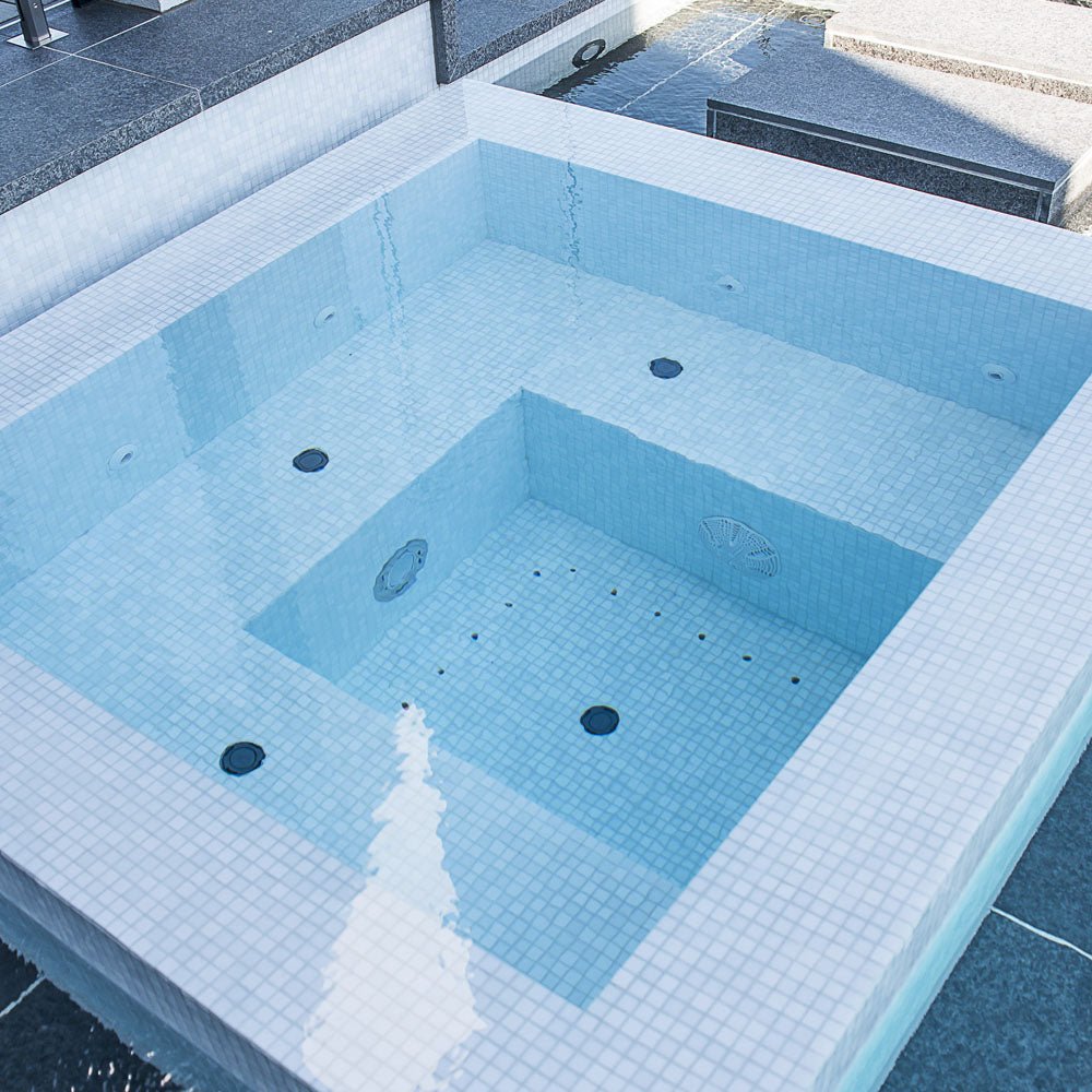 TREND Vitreo 160 White Glass Pool Tile 2"x2" Mosaic - PoolTile.net